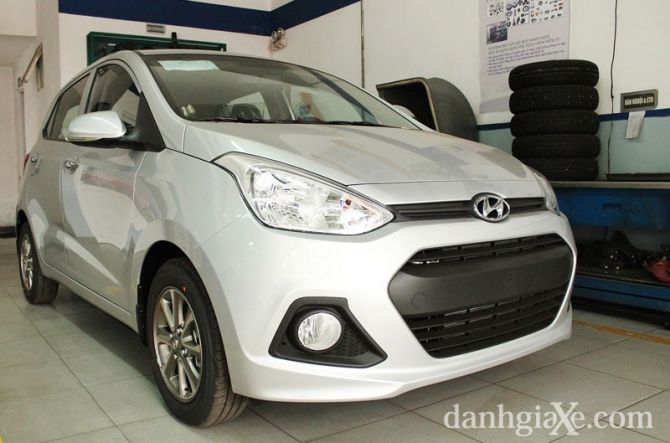 Đầu xe phiên bản 1.0 MT