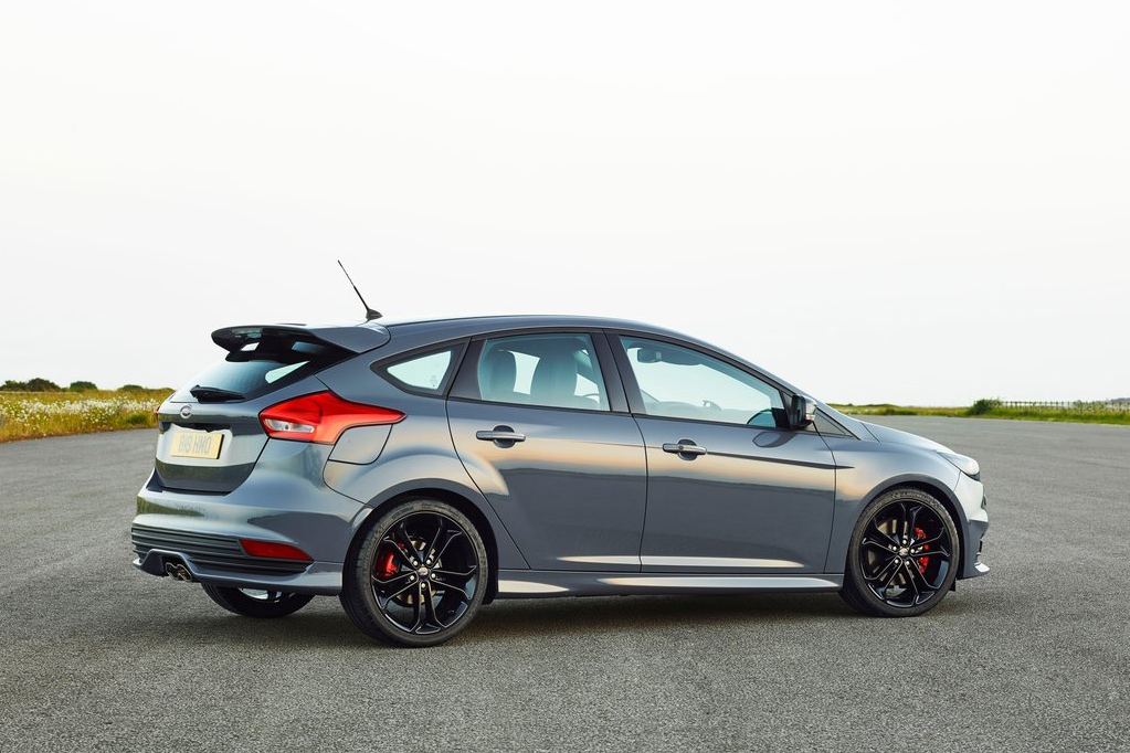 2015 Ford Focus 10L EcoBoost Gas Mileage Review