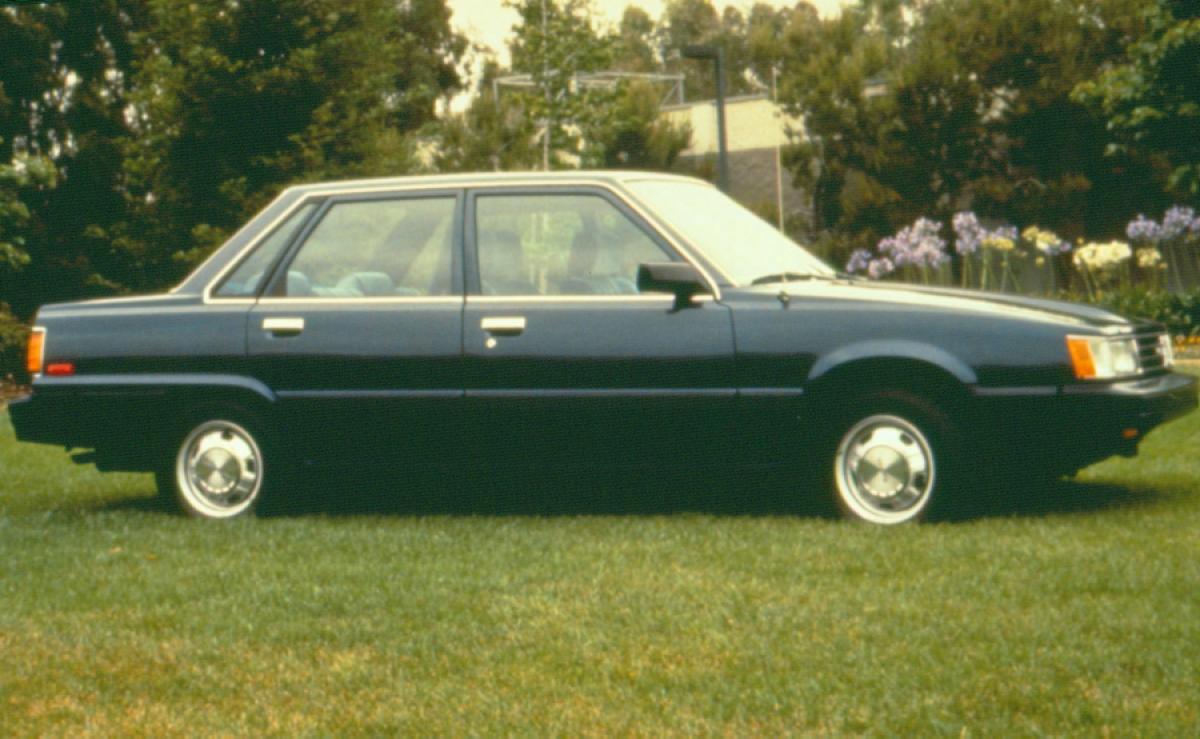 Kết quả hình ảnh cho mẫu xe toyota camry 1984