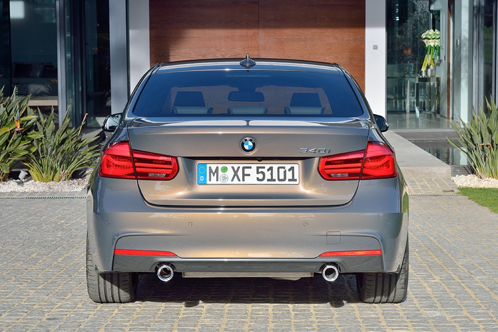  Primer plano del lavado de cara BMW -Series con una gama de motores completamente nueva