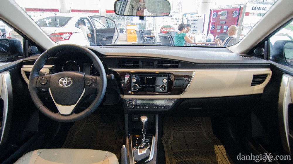 Quá Hoàn Hảo Toyota Corolla Altis 18G 2016 lốp theo xe cả dàn  YouTube