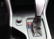 Hộp số tự động 6 cấp trên phiên bản 3.2L 4x4 AT.