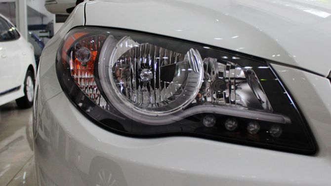 Cụm đèn LED là cải tiến "hợp thời" của Hyundai Thành Công cho mẫu xe Avante tại thị trường Việt Nam giúp xe nhìn hiện đại hơn