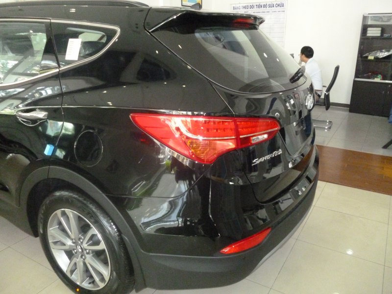 Hyundai Thành Công giới thiệu Santa Fe phiên bản mới