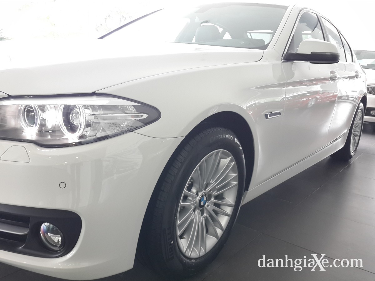 New BMW 5 Series 2015 520i Photos Prices And Specs in UAE