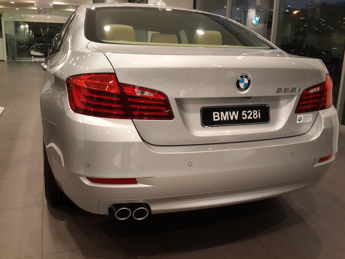 2015 BMW 528 Specs Price MPG  Reviews  Carscom