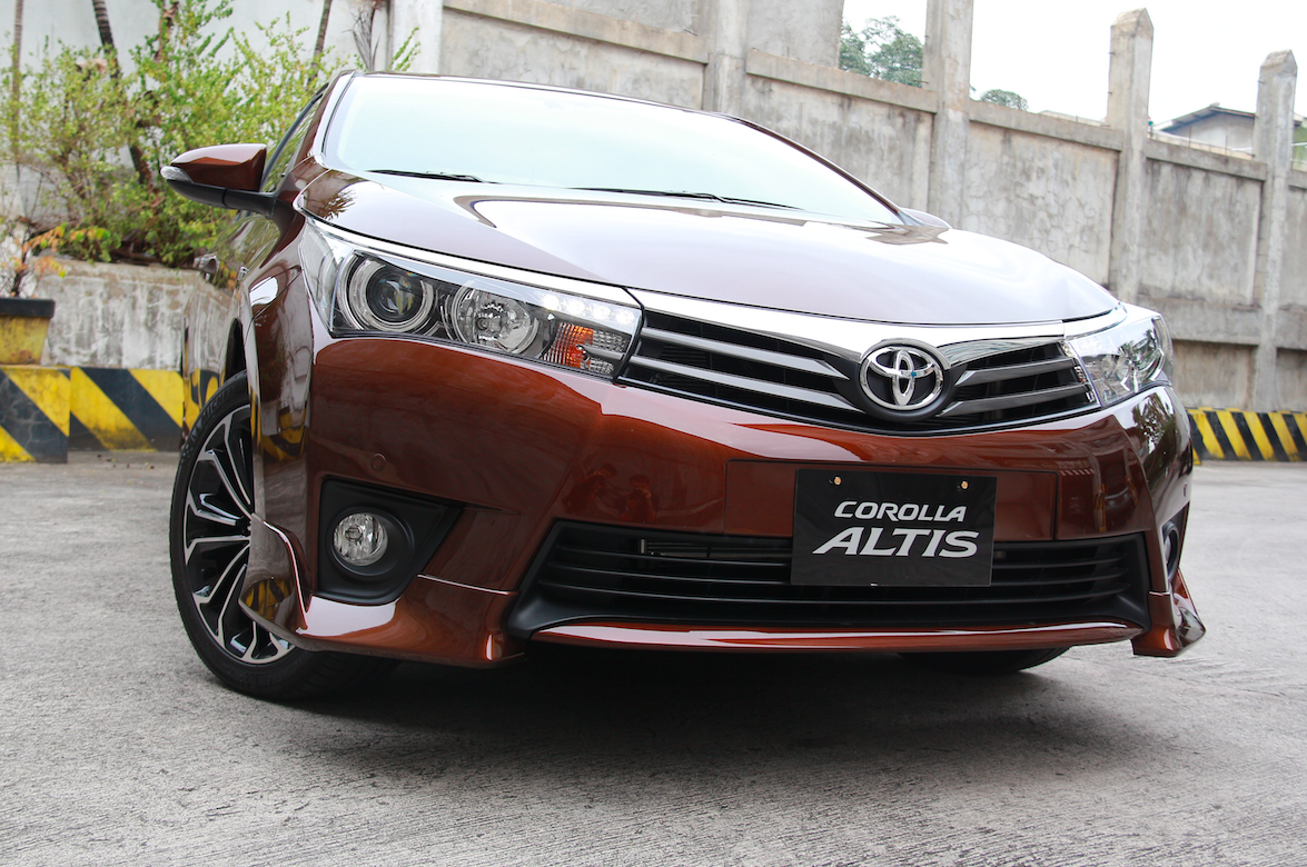 Corolla altis