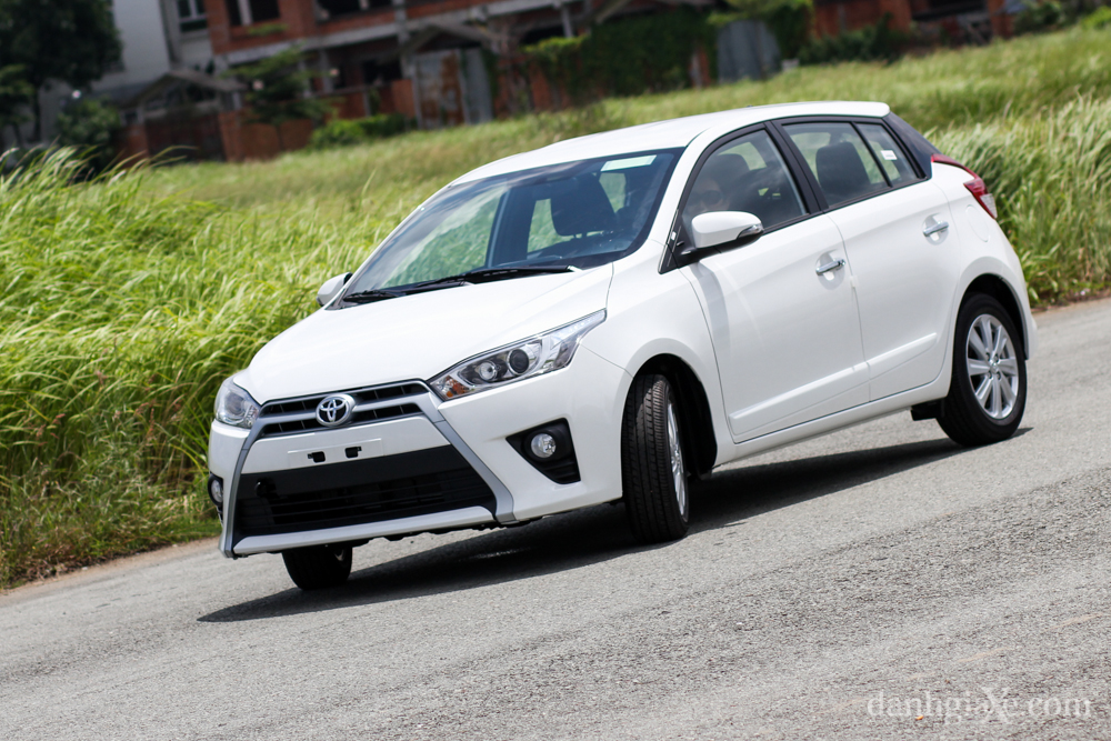Toyota Yaris 2014 2014  2017 reviews technical data prices