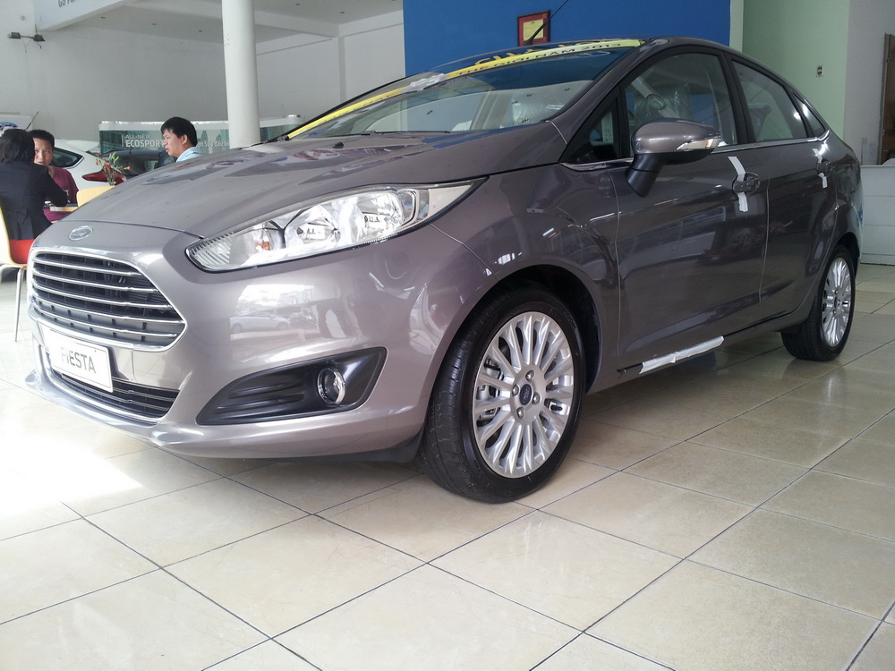 Bang gia xe ford fiesta #3