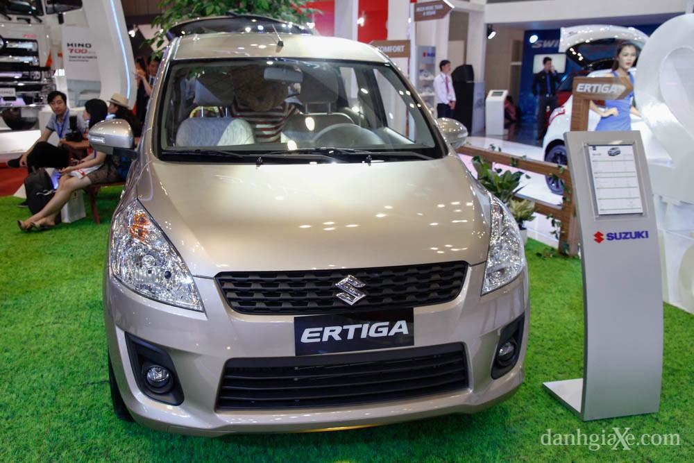 Suzuki Ertiga giá hơn 300 triệu đồng sau 5 năm sử dụng