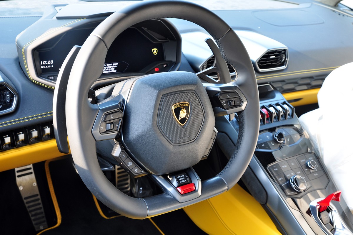 Hình ảnh chi tiết siêu xe Lamborghini Huracan vừa xuất hiện tại ...