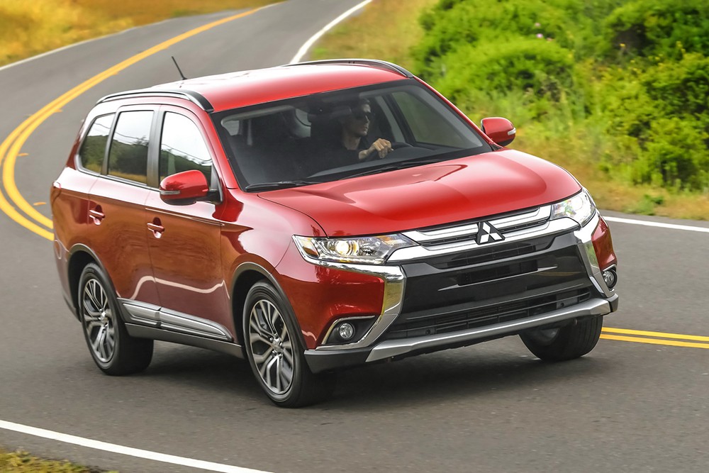 2016 Mitsubishi Outlander Exceed Review  Drive
