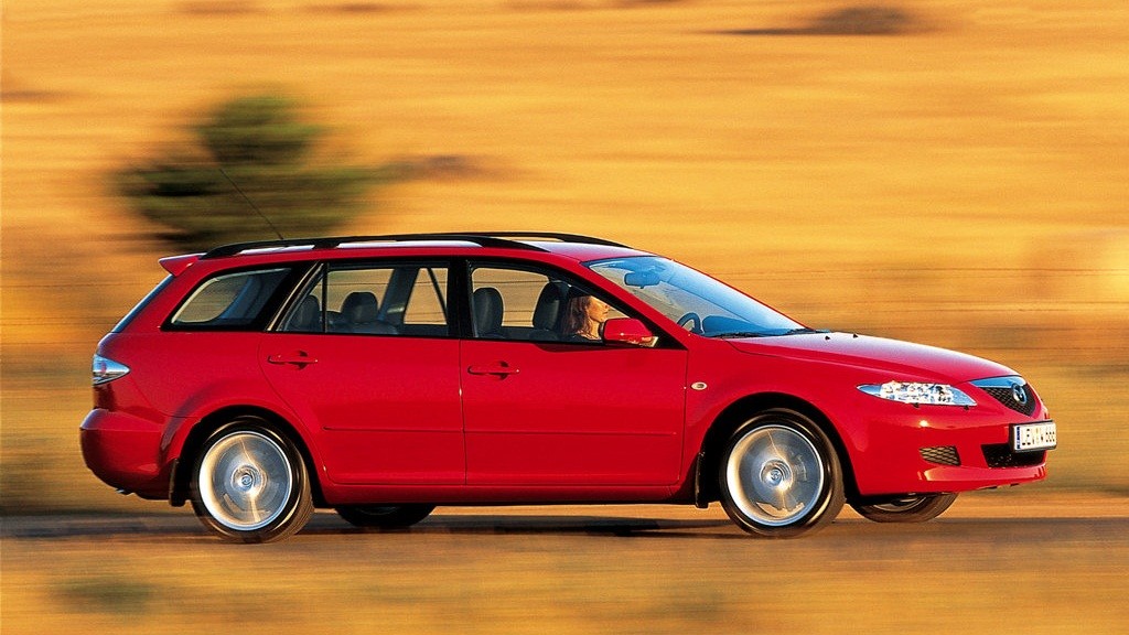  ¿Debería comprar Mazda 6 con precio de 999 millones en Vietnam?