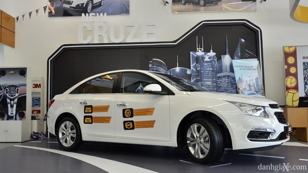 Đánh giá xe Chevrolet Cruze  Lacetti 2015