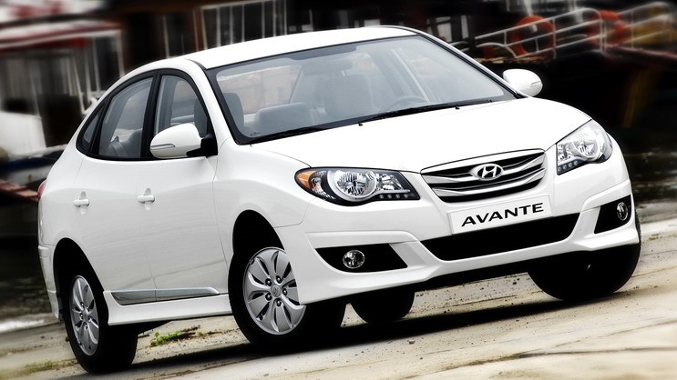 Người dùng đánh giá Hyundai Avante 2013