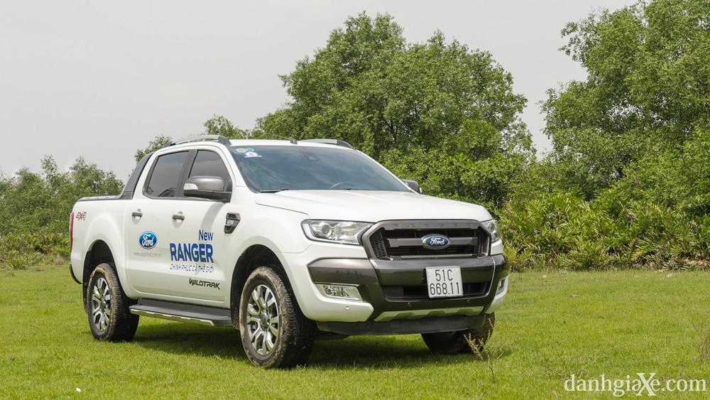 Đánh Giá Xe Ford Ranger 2016