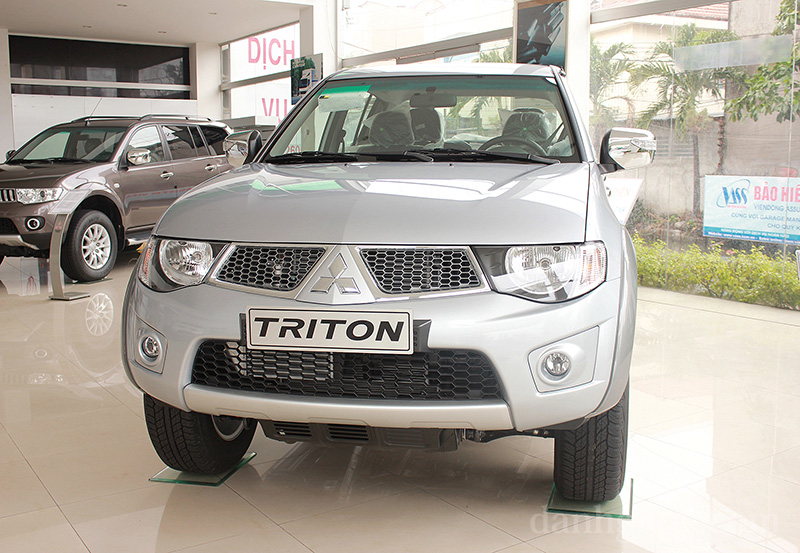 Đánh giá xe Mitsubishi Triton 2012 Mẫu bán tải phong cách SUV