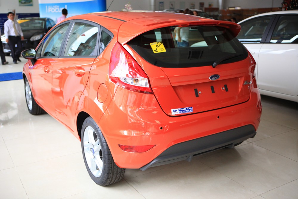 Đánh giá xe Ford Fiesta 2011
