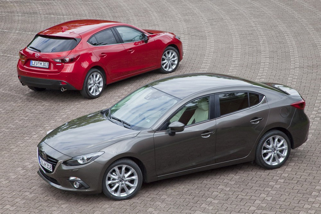  ¿Es el Mazda 3 2014 lo suficientemente competitivo con el Toyota Altis 2014?