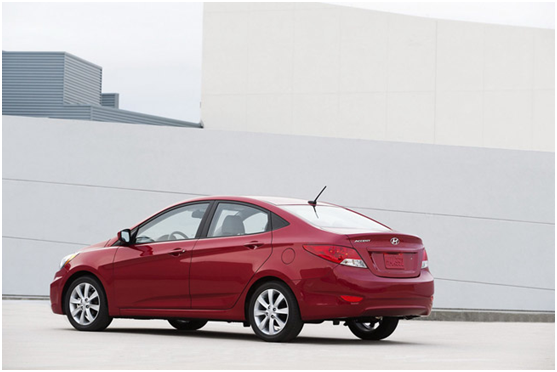 Đánh giá xe Hyundai Accent 2013