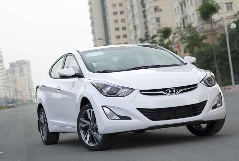 Hyundai Elantra 2014 có giá từ 649 triệu đồng tại Việt Nam