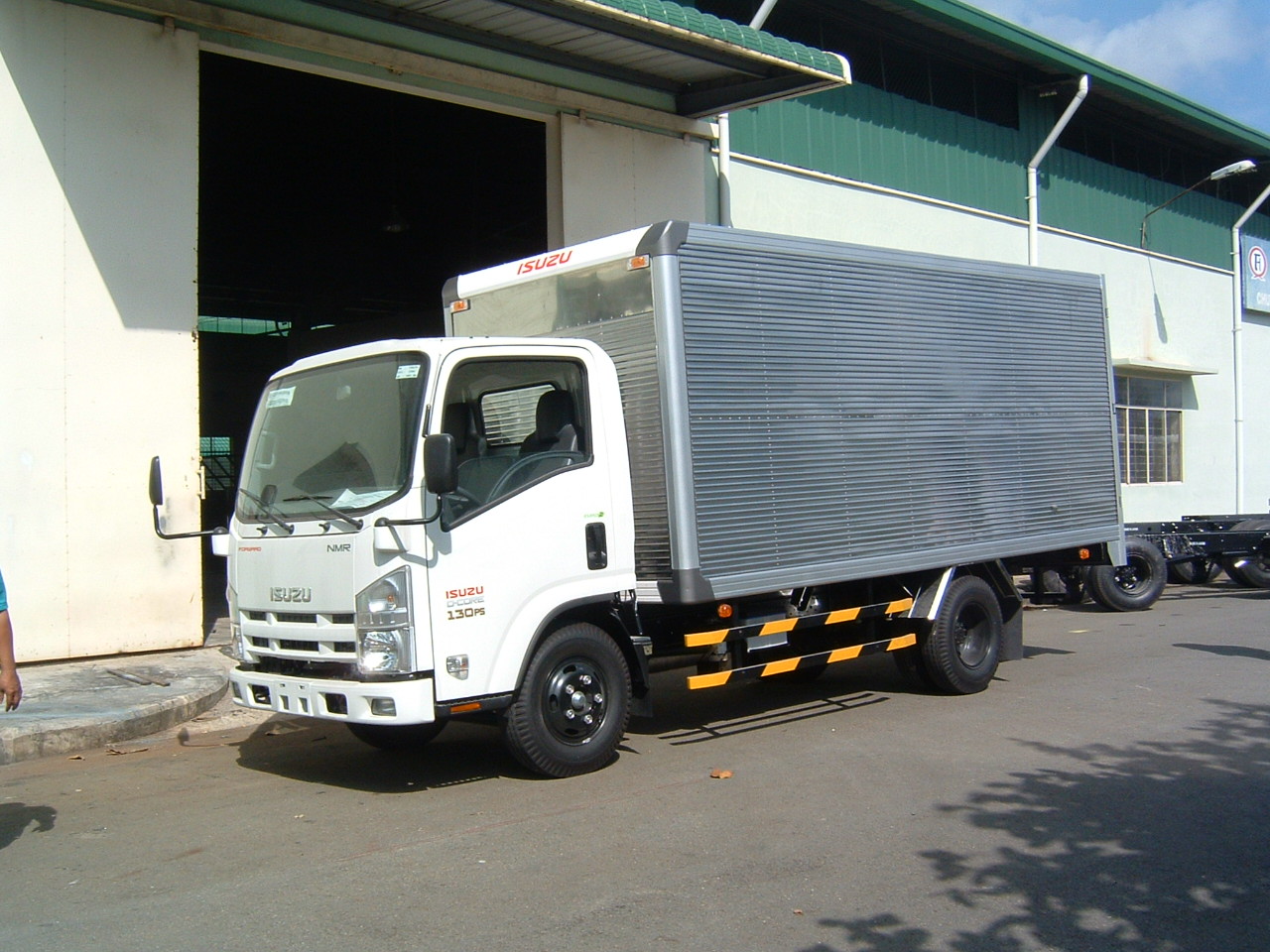 Xe tải Isuzu