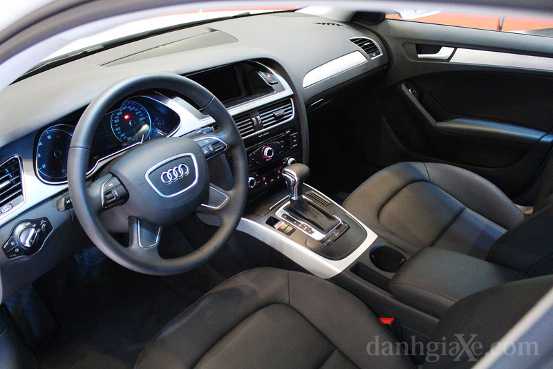 Qua thời đỉnh điểm Audi Q7 10 năm tuổi tác có mức giá bên dưới 700 triệu đồng