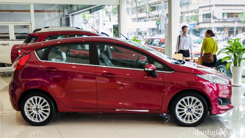 The 2016 Ford Fiesta MPG Ratings Are Amazing  River View Ford