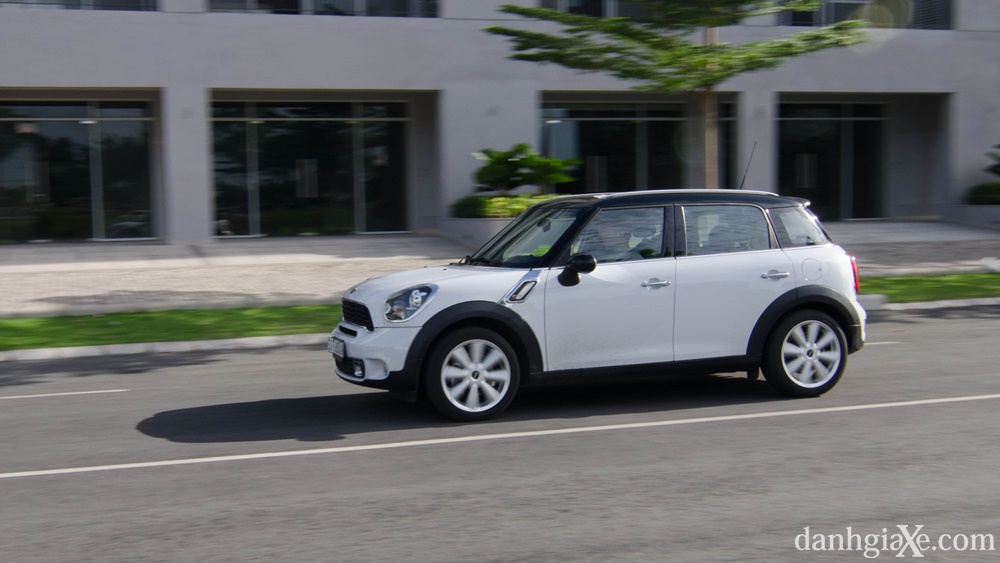 Mini Cooper Clubman Chính Thức Ra Mắt Tại Việt Nam Giá Từ 1638 Tỷ đồng