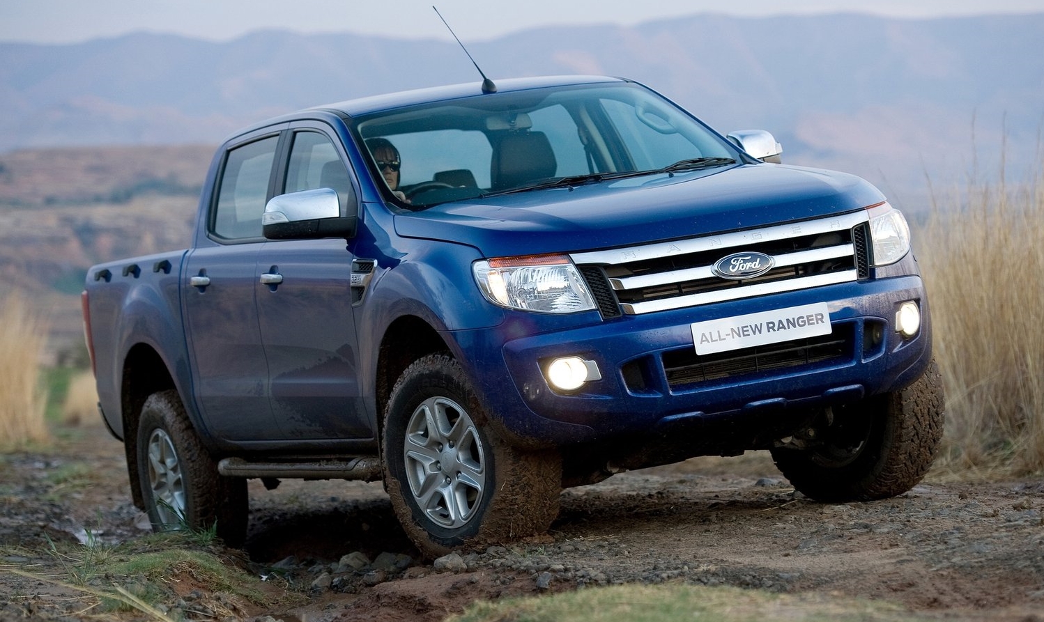 Đánh giá xe Ford Ranger 2012