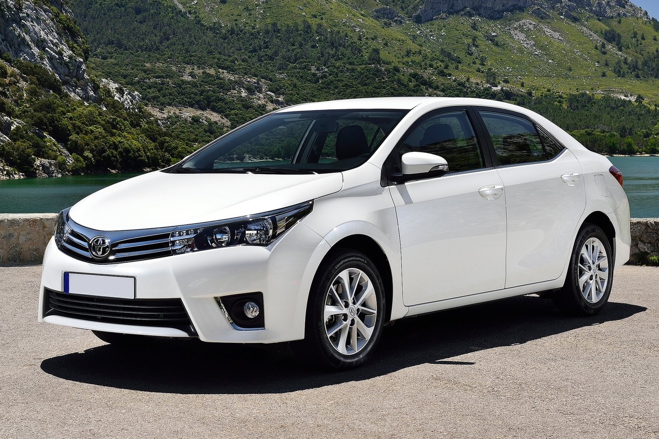 Định giá Toyota Altis 2014  VnExpress